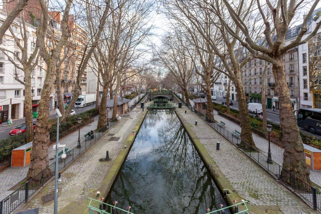 Greeter-Nid Douillet Au Bord Du Canal St Martin Paris Exterior photo